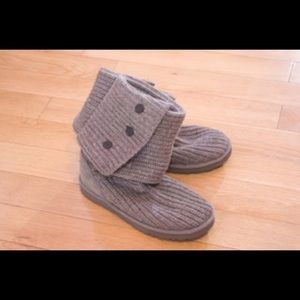 UGG Classic Cardy in Grey